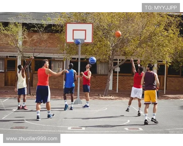 篮球点燃青春梦想展现团队力量激发拼搏精神共筑辉煌未来