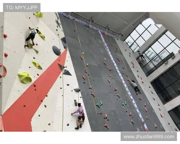 重庆攀岩队在攀岩节奏排名中创下新高展现团队实力与拼搏精神