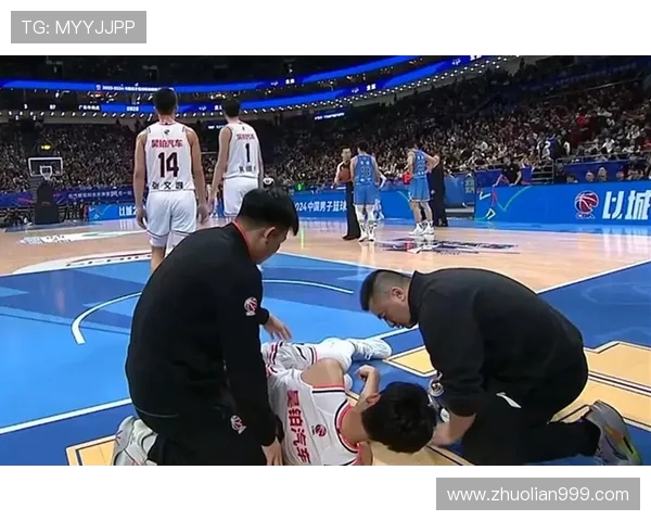 2012年北京首钢与广东宏远的巅峰对决回顾与精彩瞬间解析